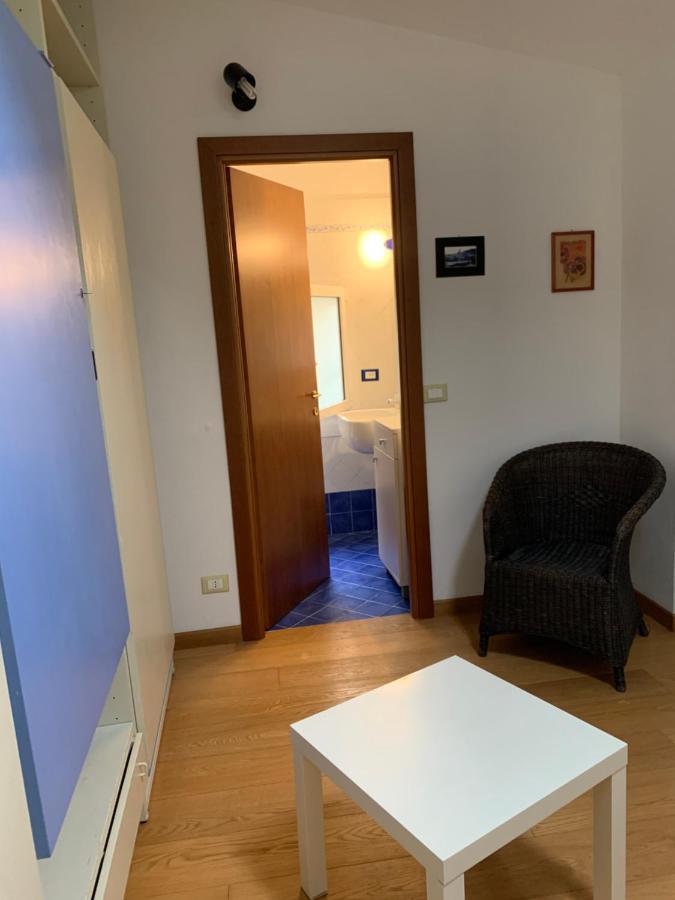 Resort Dependance Di Villa Rosa Maria Savona Buitenkant foto
